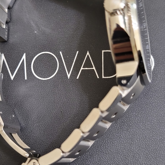 Movado Watch Mens. SE PILOT... NEW! - Picture 10 of 13